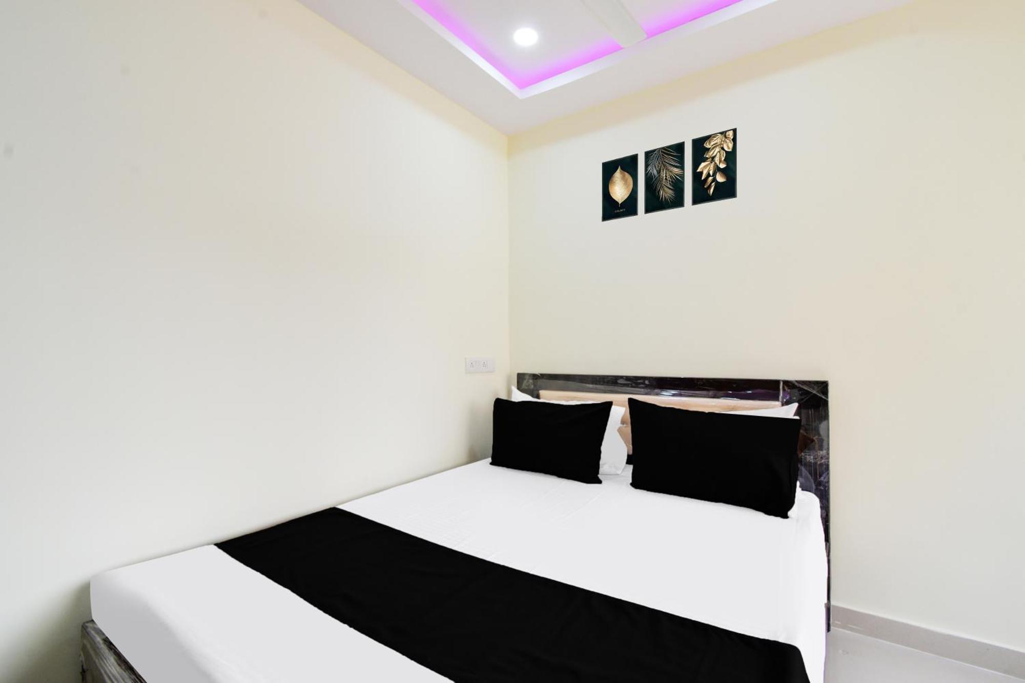 Hotel O Sri Balaji Grand Хидерабад Екстериор снимка